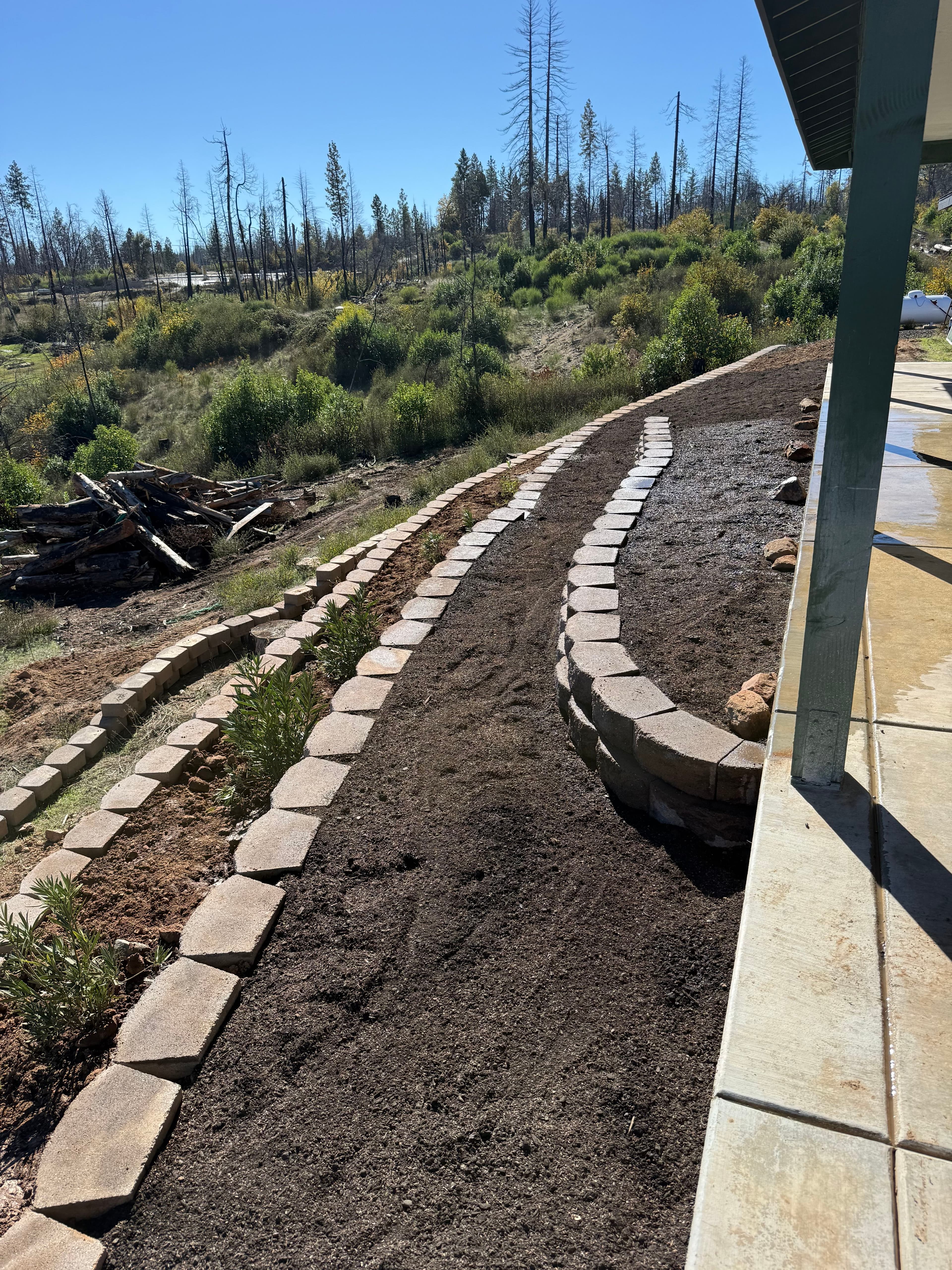 Retaining Wall and Yard Transformation in Berry Creek