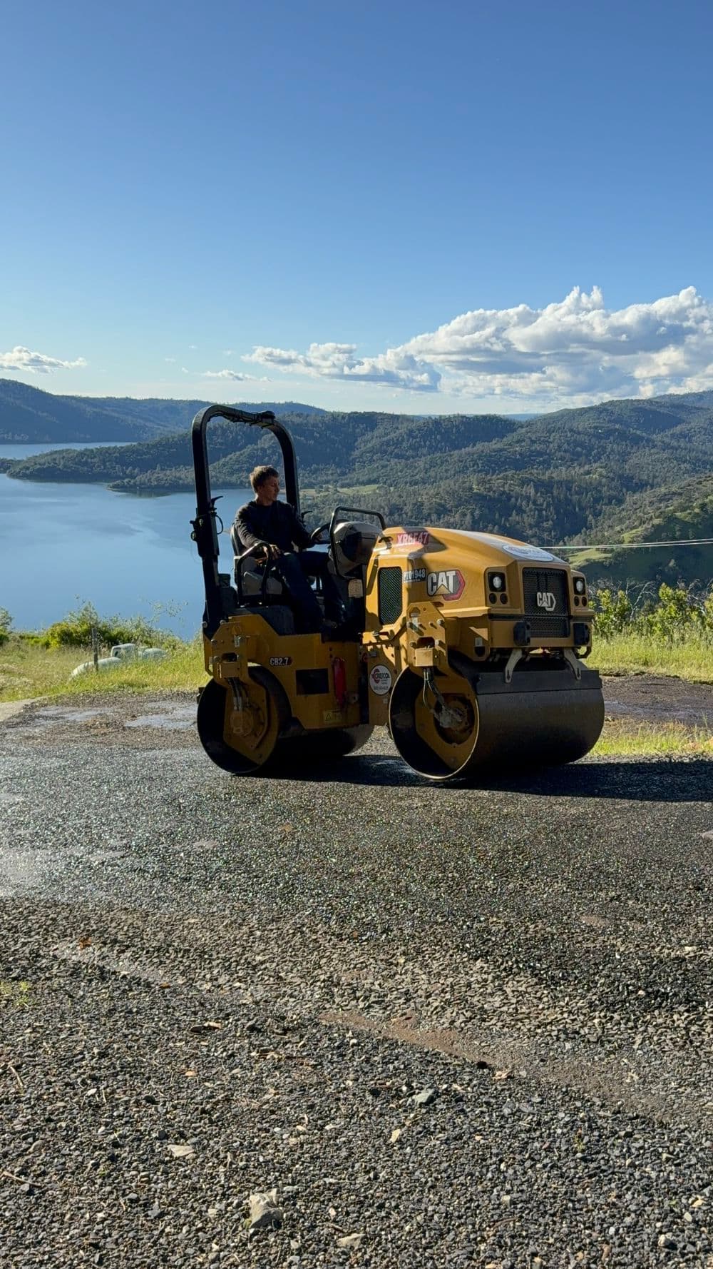 Gallery photos for Gravel Driveway Regrading and Base Rock Install in Oroville: Image #6