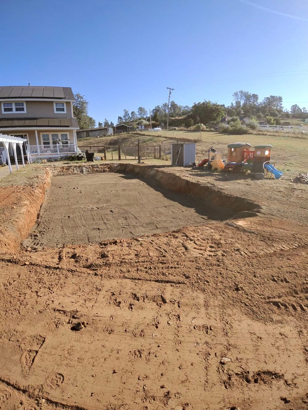 Gallery photos for Pool Excavation and Sand Base Work in Oroville: Image #2